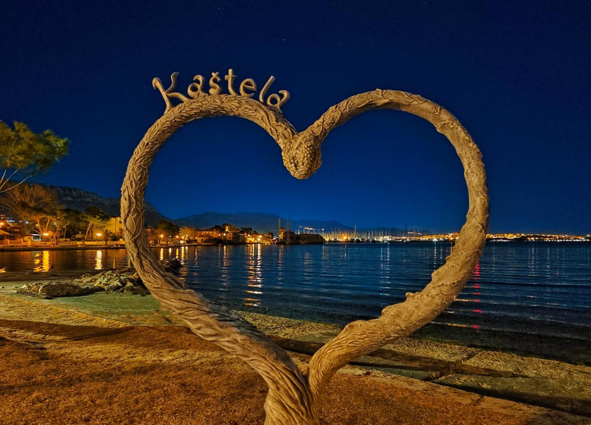View Kastela