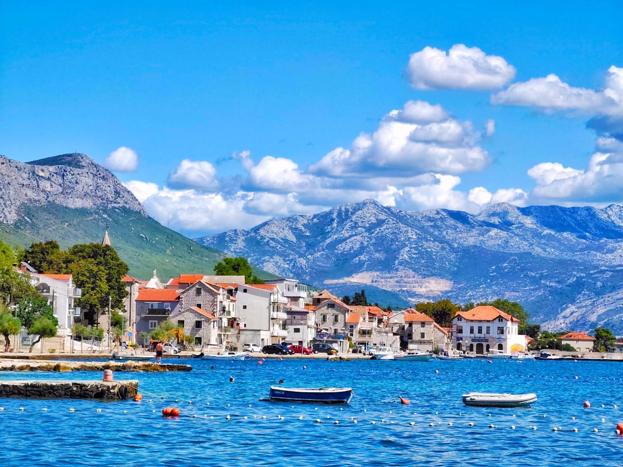 View Kastela